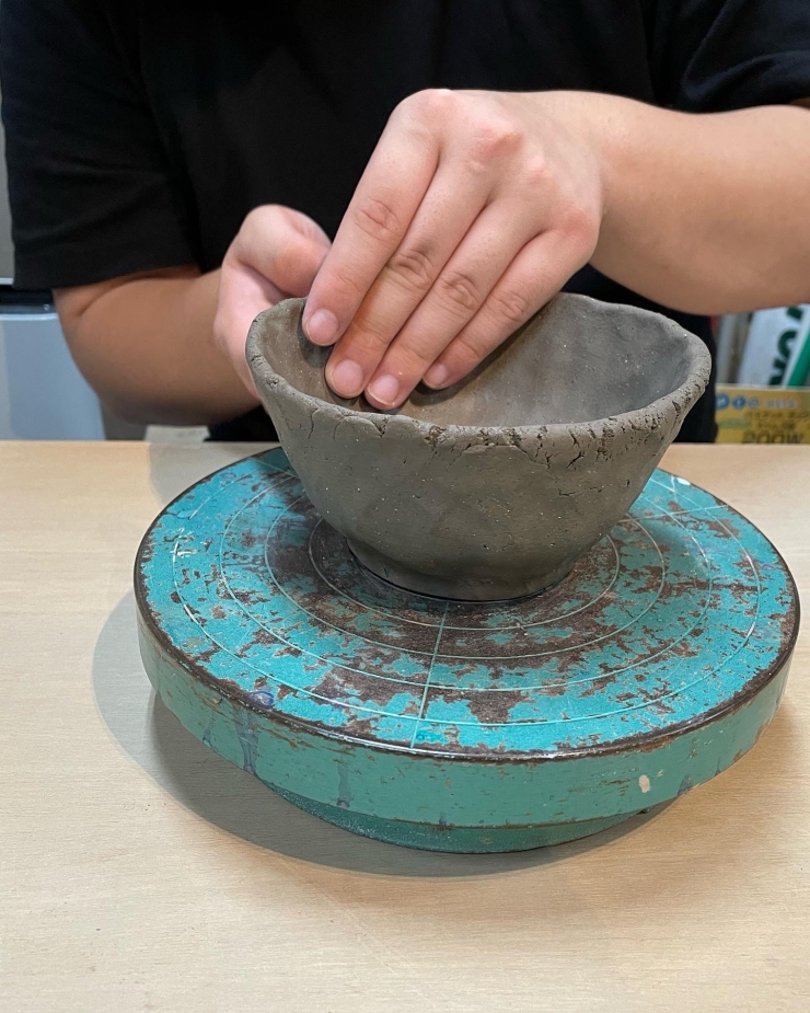芸術家から学ぶ  musubiアートワークショップ