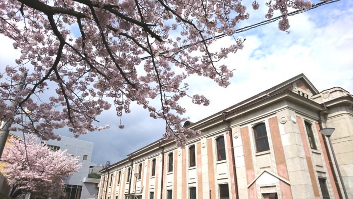 佐世保市 市民文化ホール 旧海軍佐世保鎮守府凱旋記念館 アクロスおでかけナビ